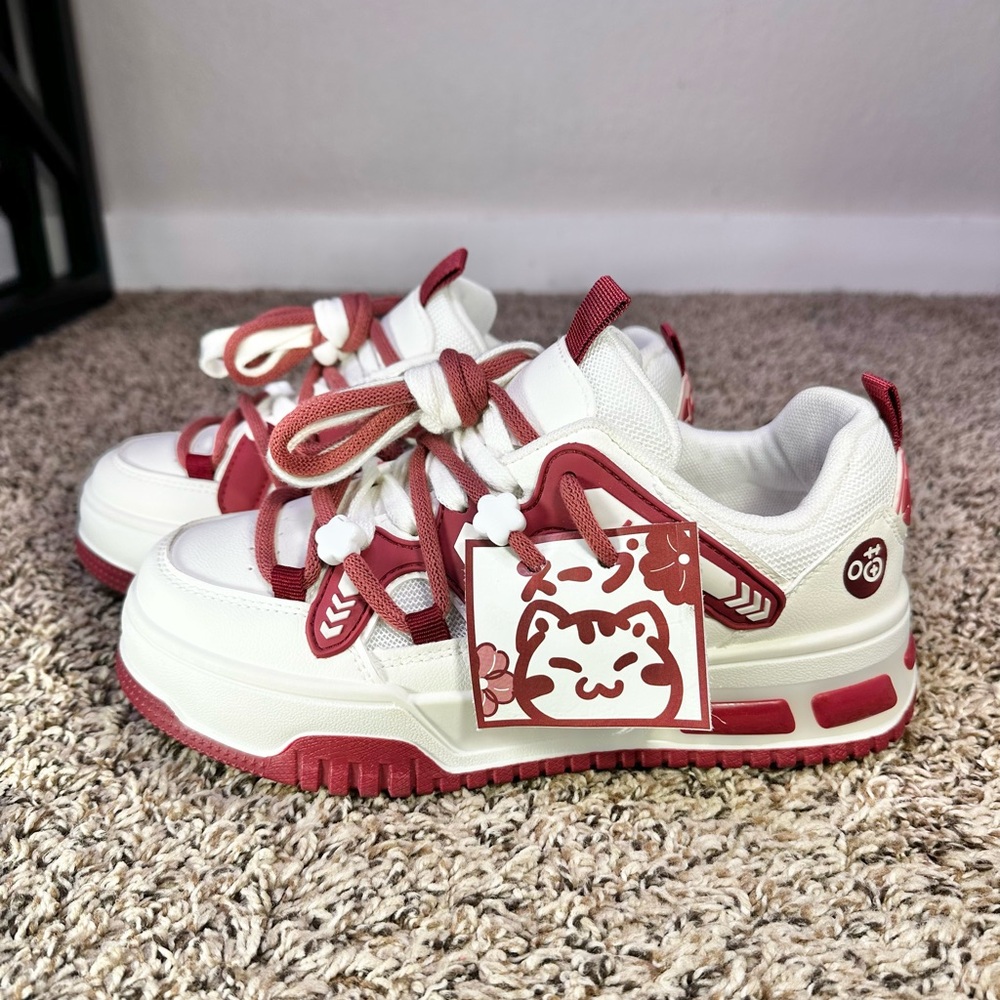 Boho’s House Chubby Neko Women’s Size 39 EU/8.5 US Chunky Shoes Sneakers Causal